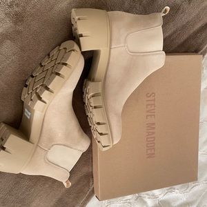 Steve Madden boots